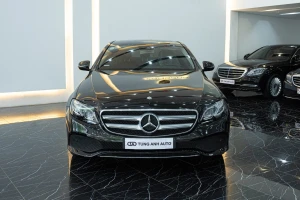 Mercedes  Benz  E250 sản  xuất  năm  2016