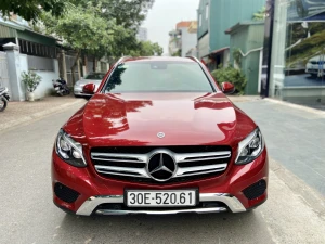 Mercedes Benz GLC 250 Màu Đỏ, Nội Thất Đen