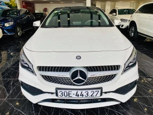 Mercedes CLA 250 2016 trắng đen