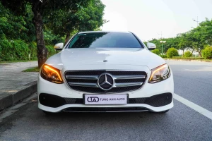 Mercedes  E250 sản  xuất  năm  2017