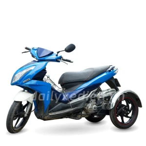 Xe 3 bánh chế Suzuki