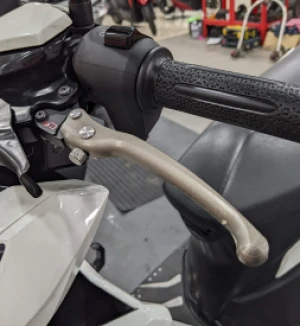 Tay thắng CNC cho Honda Vario 125, 150