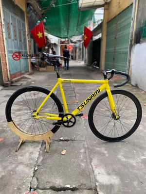 Xe đạp Fixed Gear Tsunami SNM100 màu vàng vành nan