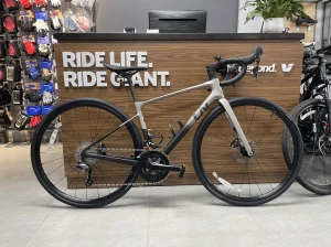 LIV AVAIL ADV 3 GC 2024