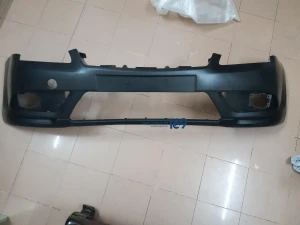 Ba đờ xốc trước Ford Focus 2005