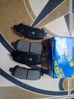 Má phanh sau Highlander 2000-2005