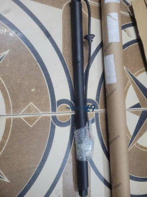 Ty cốp điện phải GLE400 2010-2018 A1668900000