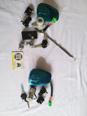 Bộ ổ khoá và nắp bình xăng Suzuki GZ150A 125 Full Hàng chính hãng