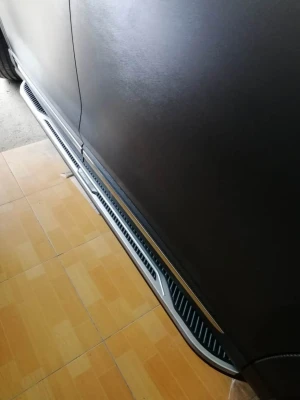 BỆ BƯỚC CHÂN CAO CẤP CHO TOYOTA COROLLA CROSS