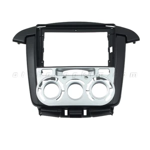 Mặt dưỡng Toyota Innova