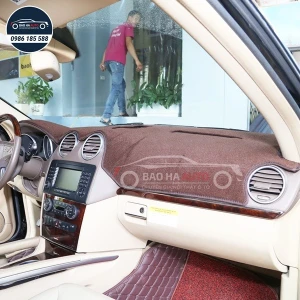 Thảm chống nắng Taplo ô tô Mercedes -Benz cao cấp (sang trọng)