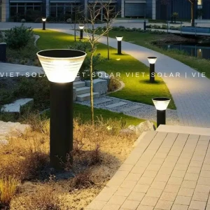 Đèn năng lượng mặt trời cắm cây sân vườn 50w