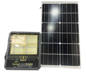 Đèn Pha Năng Lượng Mặt Trời Xenon 4 Ô 200W