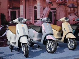 Xe Máy Điện Yadea ORLA 2023