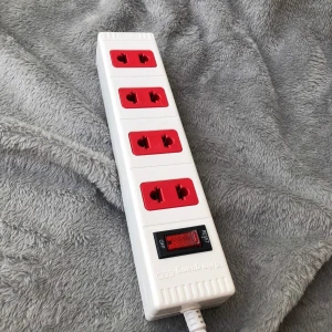 Ổ cắm ECO ESK 2WR 42 ECO 4 lỗ 2 chấu, dây dài 2m, màu trắng đỏ
