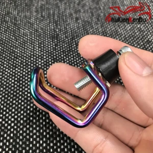 MÓC TREO ĐỒ BIKER XE MÁY TITAN