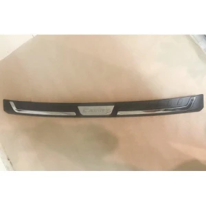 Chống trầy cốp nhựa xe Toyota Camry 2019-2020