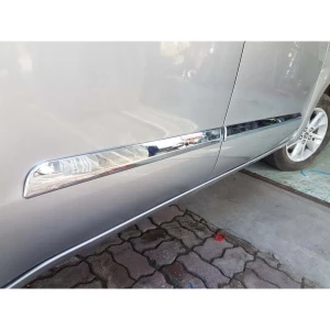 Nẹp sườn hông xe Toyota Innova 2017 2020, 2021,2022,2023