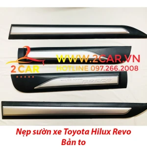 Nẹp Sườn, Nẹp Hông xe Toyota Hilux 2017 2018 2019 2020 2021 2022 2023- BẢN TO 2 MÀU