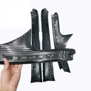 Ốp Bậc Cửa, Nẹp bước chân Trong Ngoài xe Camry 2019 - 2021 Hàng titan cao cấp - Mẫu 2