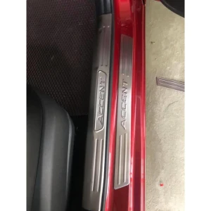 Ốp bậc cửa, nẹp bước chân trong, ngoài xe Hyundai Accent 2018- 2019- 2020- 2021- 2022, 2023 chất liệu INOX cao cấp
