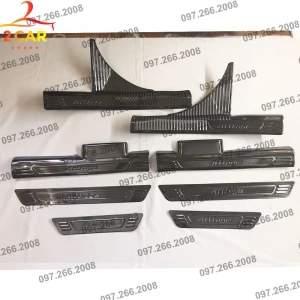 Ốp bậc cửa, Nẹp bước chân trong, ngoài xe Mitsubishi Attrage 2016 - 2021- 2022 Mẫu Titan