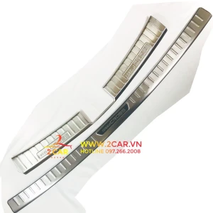 Ốp Chống trầy cốp trong, ngoài xe Toyota Corolla Cross 2020 2021 2022 chất liệu inox