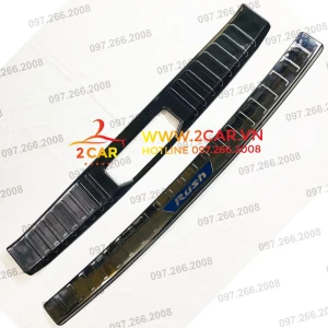 Ốp chống trầy cốp trong, ngoài xe Toyota Rush 2018-2021, chất liệu Titan