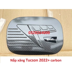 Ốp nắp bình xăng Carbon Xe Huyndai Tucson 2022- 2023 vân cacbon Cao Cấp