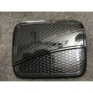 Ốp nắp bình xăng CARBON xe Suzuki XL7, XL-7 2020 2021 2022 2023 vân cacbon đẹp