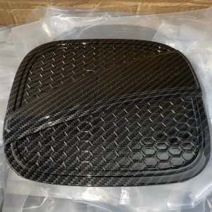 Ốp nắp bình xăng CARBON xe Toyota Fortuner 2017- 2021, 2022, 2023 vân cacbon cao cấp