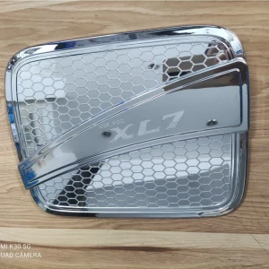 Ốp nắp bình xăng dành cho xe Suzuki XL7 2020 2021 2022 2023-Mẫu Mạ Crom