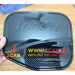 Ốp Nắp Xăng CARBON xe Innova 2017- 2021, 2022, 2023, 2024 vân carbon cao cấp