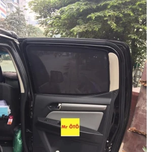 Rèm che nắng xe Colorado Hàng Loại 1 Mr oto - Bảo hành 24 tháng- Có nam châm cao cấp