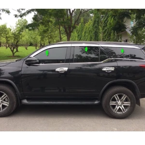 Vè che mưa MẠ CROM xe Toyota Fortuner 2017- 2021, 2022, 2023- 6 chi tiết- Hàng Hàn Quốc