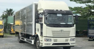 XE TẢI FAW J6L 7.5 TẤN THÙNG KÍN DÀI 9M7