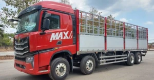 XE TẢI HOWO 4 CHÂN THÙNG BỬNG NHÔM ĐÀ LẠT