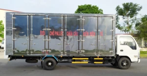 XE TẢI ISUZU VM CHỞ PALLET (TRỌNG TẢI 1T8 THÙNG 6M2)