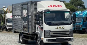 Xe Tải JAC 1T9 N200S Pro Thùng Kín 4M5 Động Cơ Cummins 150HP