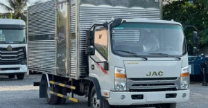 Xe Tải JAC 4.9 Tấn Thùng kín (JAC N500 E5)