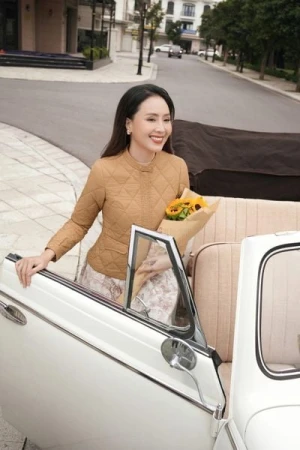 Áo phao nữ dáng ngắn Enjoy chần bông siêu nhẹ, chống nước