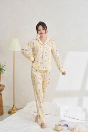 Pyjama quần dài áo dài phối gấu chất lụa satin thoáng mát