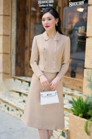 Set chân váy áo ký giả cổ sen 2 hàng khuy chất dạ họa tiết răng sói