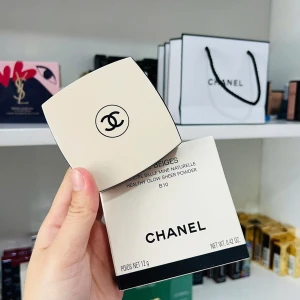 PHẤN PHỦ CHANEL B10 LES BEIGES HEALTHY GLOW SHEER POWDER - 12G
