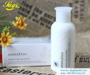 NƯỚC HOA HỒNG DƯỠNG TRẮNG DA INNISFREE WHITE TONE UP SKIN