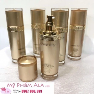 Nước hoa hồng kayoko plus vàng 6in1 trị nám, se khít lỗ chân lông