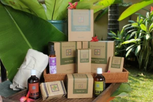 Bộ quà tặng cho mẹ sau sinh Tanamera