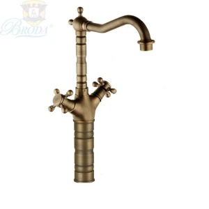 VÒI lavabo nóng lạnh bằng đồng cổ điển BRODA 1417