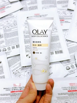 Dưỡng thể  Olay Body Cellscience B5 + Vitamin E Body Lotion 90gr 