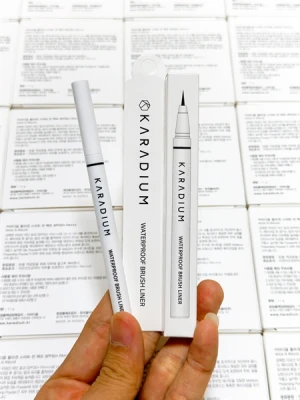 Kẻ Mắt Karadium Waterproof Brush Liner Black 0.55gr